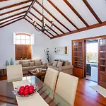 Casa Seara Piscina, Wifi Y 400 Metro De La Playa, Villa *