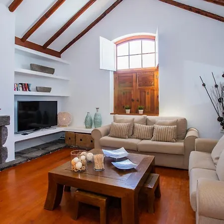 Casa Seara Piscina, Wifi Y 400 Metro De La Playa, Villa Arrecife (Lanzarote)