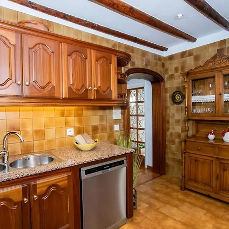 Casa Seara Piscina, Wifi Y 400 Metro De La Playa, * Арресифе